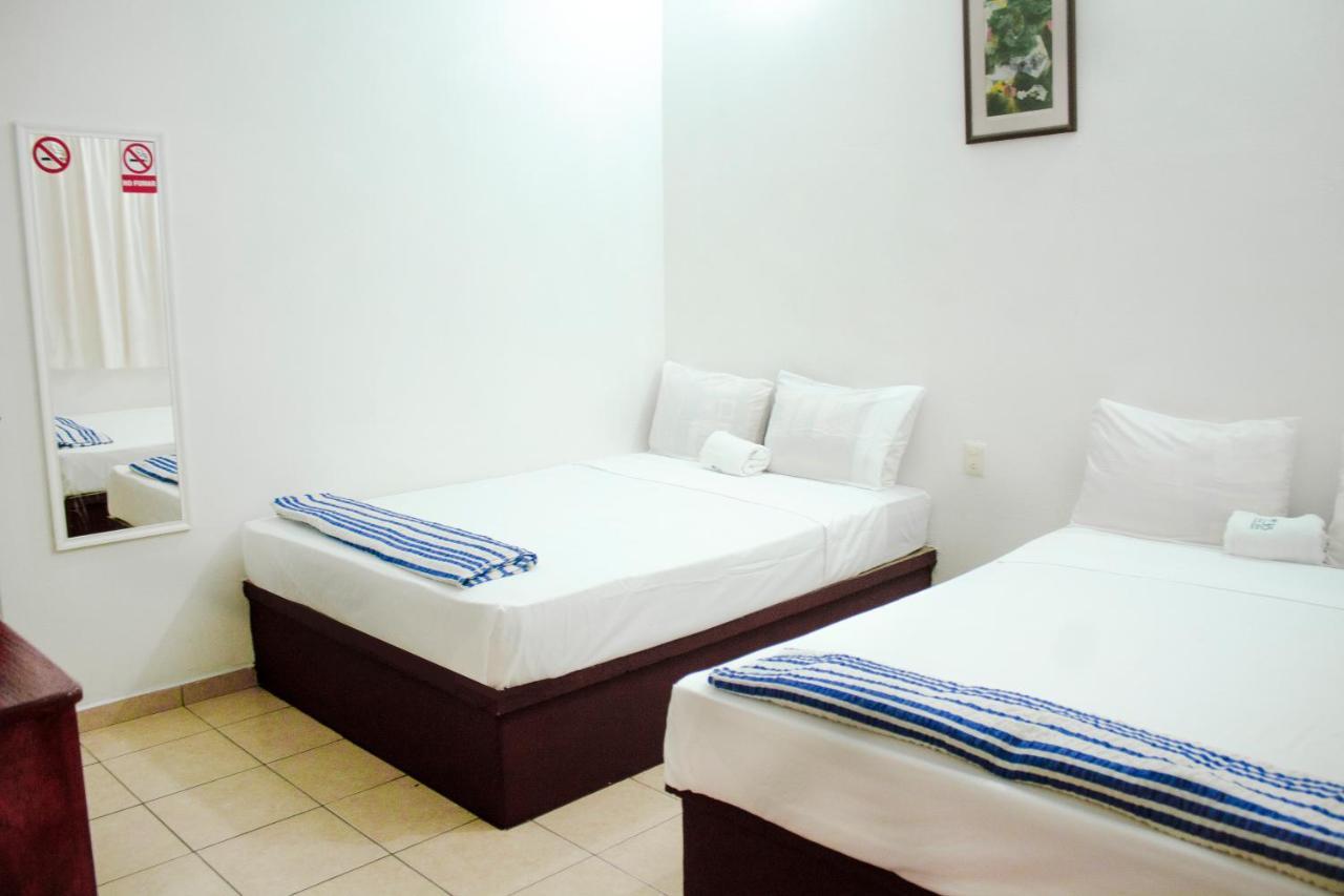 Hotel Om Downtown Santa Cruz - Huatulco Exterior foto